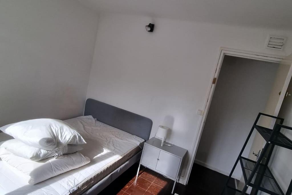 Appartement Calme 3 Chambres Avec Lit Double Wifi - Parking Facile Vandoeuvre-lès-Nancy Buitenkant foto